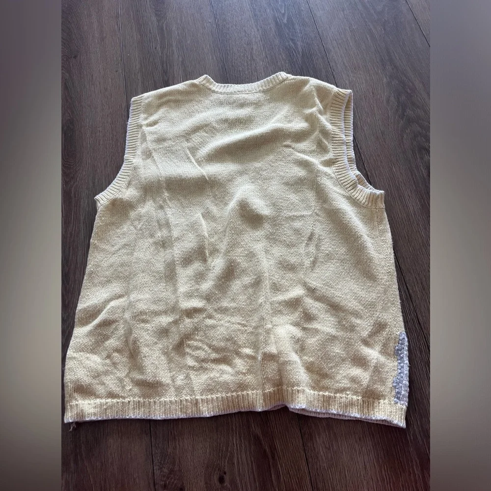 Vintage Embroidered V-Neck yellow Vest - Picture 5 of 5